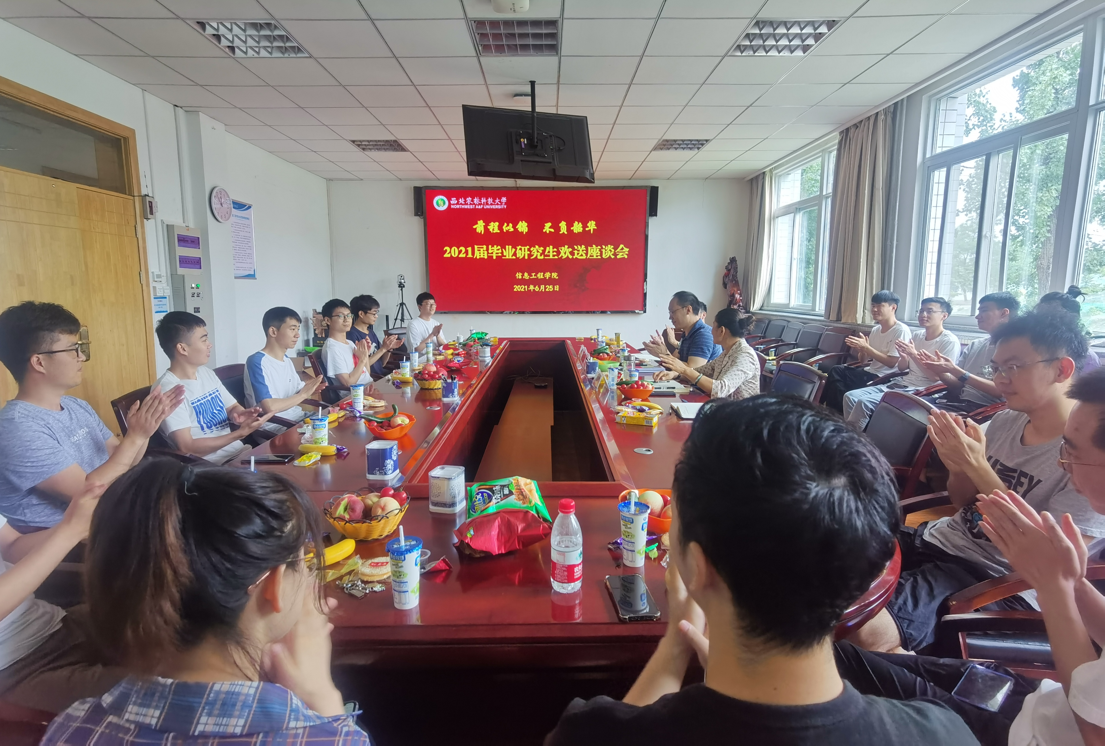 9e973898e1f3492fb78a79aefbc43b99.jpg 9e973898e1f3492fb78a79aefbc43b99.jpg