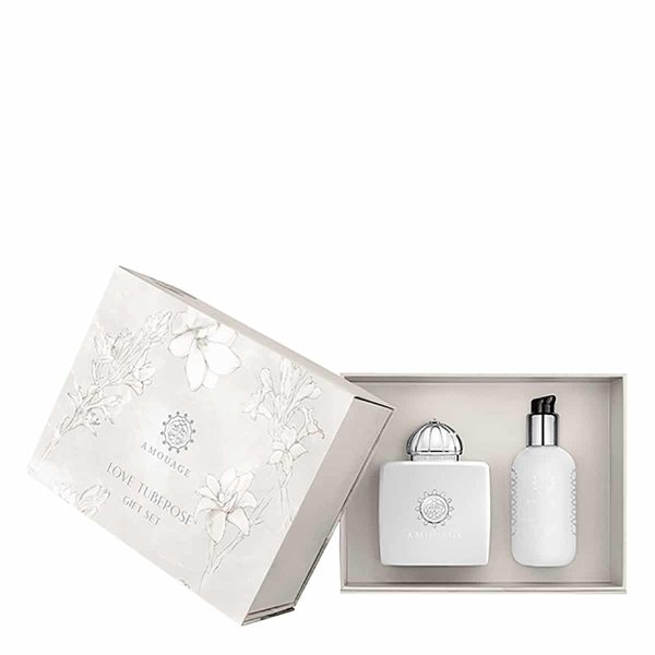 The Love Tuberose Gift Set includes a 100ml Eau de Parfum and a 100ml Body Lotion beautifully presented in a decorated box with impressions of the floral fragrance.